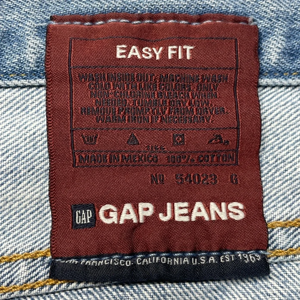 Gap 1969 Jeans Mens 40x32 Easy Fit Light Wash Straight Leg Denim Relaxed Bootcut